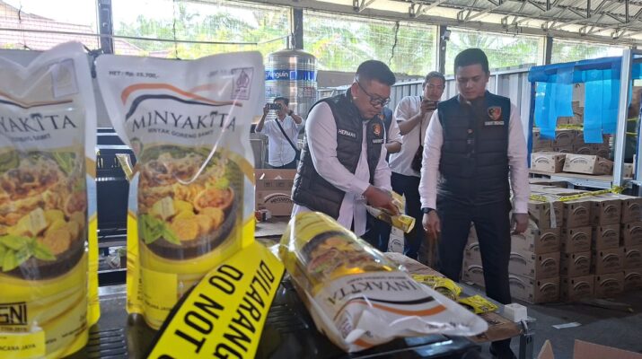 Polda Bengkulu Bongkar Pabrik Minyak Goreng Ilegal, Ratusan Ribu Produk Siap Edar Diamankan