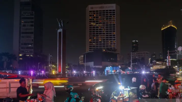 Pemadaman Lampu 60 Menit di Jakarta Pangkas Emisi Karbon 74,23 Ton